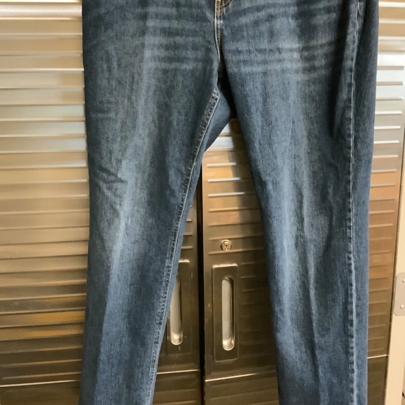 Old Navy jeans - Picture 3 of 5